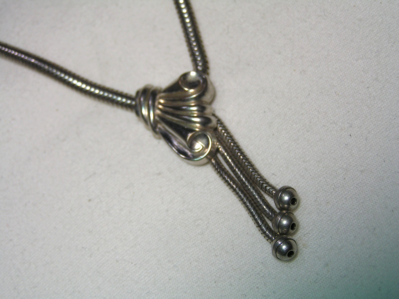…Vintage Silver Tone Snake Chain,Station Pendant with Dangles Necklace…