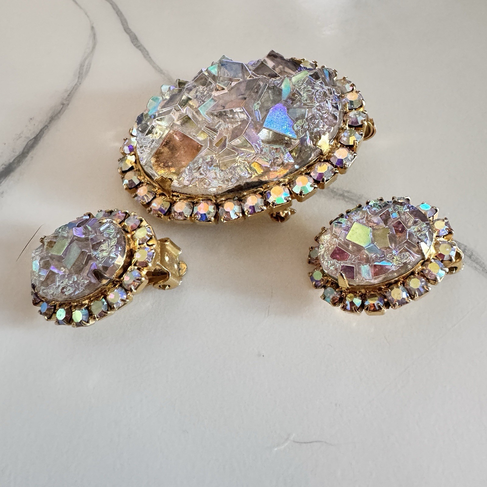 VTG Juliana Geode Brooch Iridescent AB Aurora Borealis Book Piece