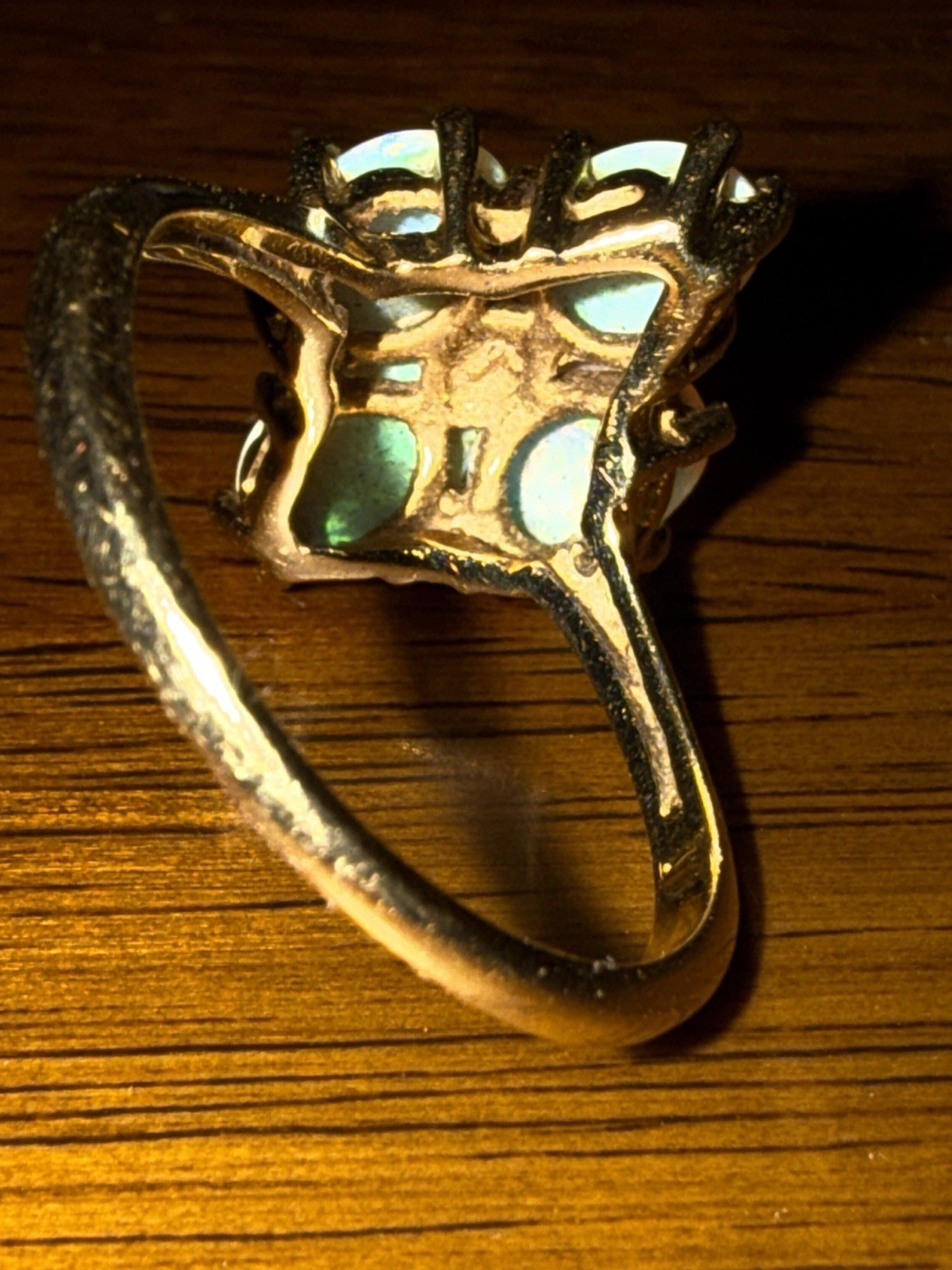 Vintage 14K Yellow Gold Opal Cluster Ring Green Center Stone Size 8.