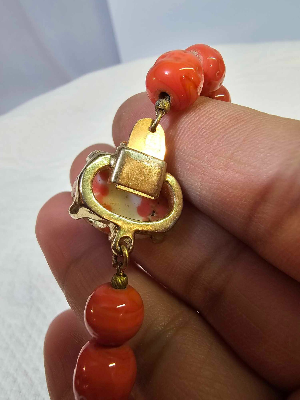 Vtg Orange Salmon Coral COLOR Stone/Glass Beads Choker Necklace 15in”-S16