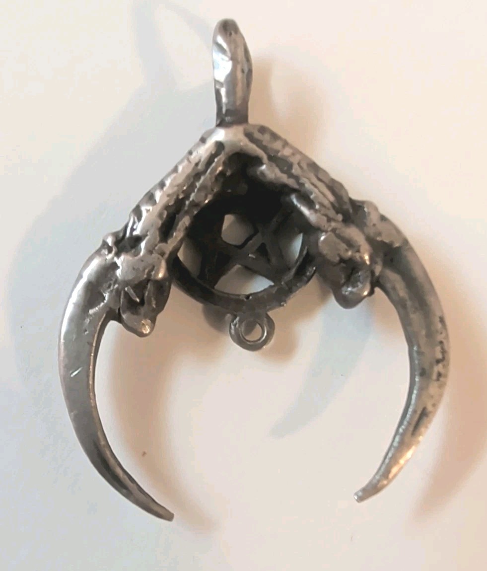 Vintage Pewter Or Silver Horns Claws Fangs Pagan Wickan Pentagram Pendant