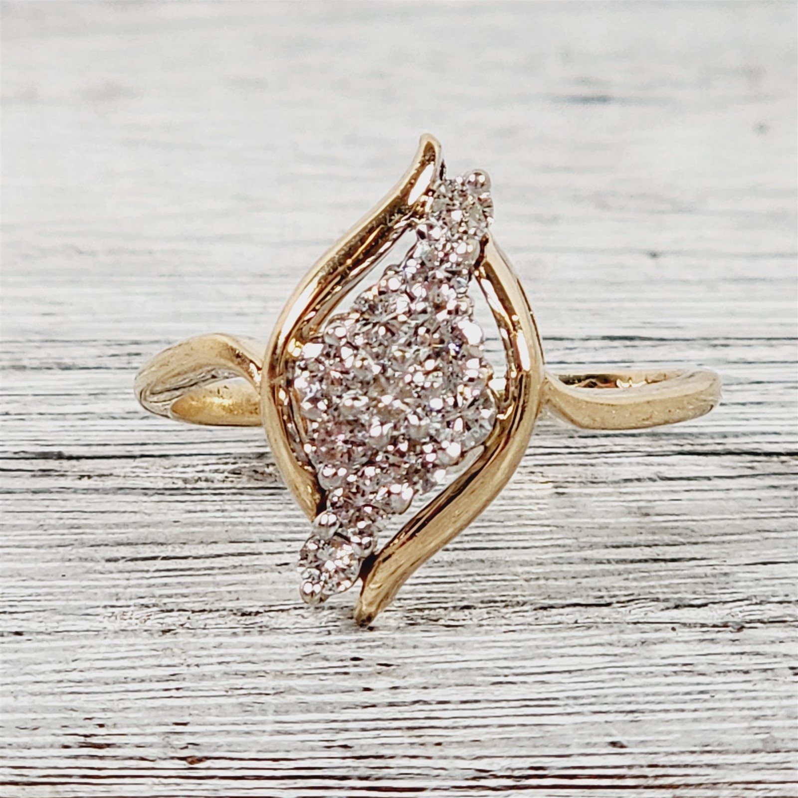 Vintage Retro 14K Yellow Gold .35 Ctw Diamond Ring 7.75 Mid Century Pretty