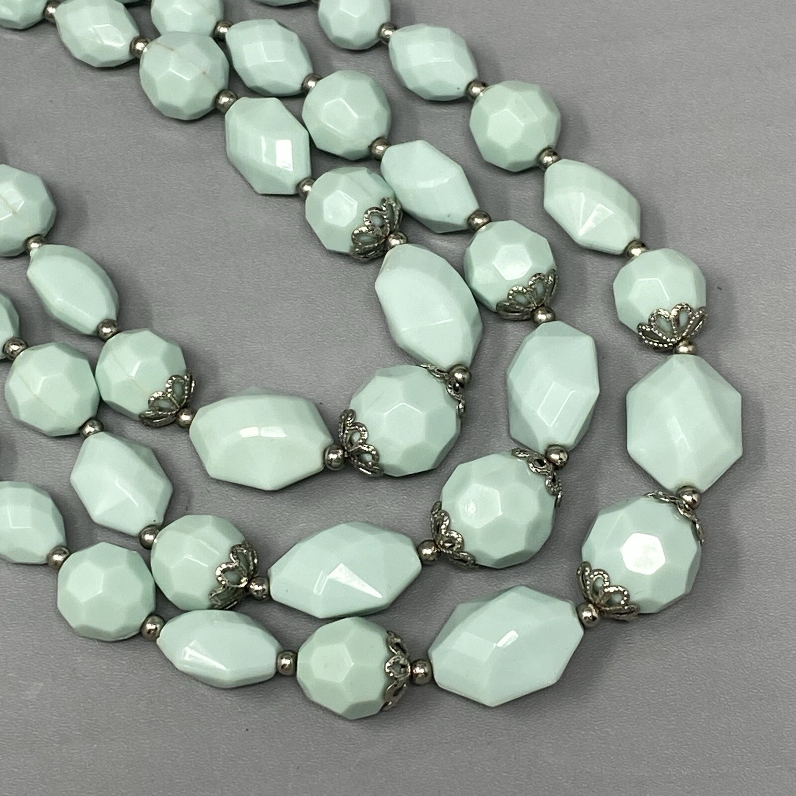 Vintage Bead Necklace Light Blue Acrylic Facet Layered Bib Chunky Collar 19″