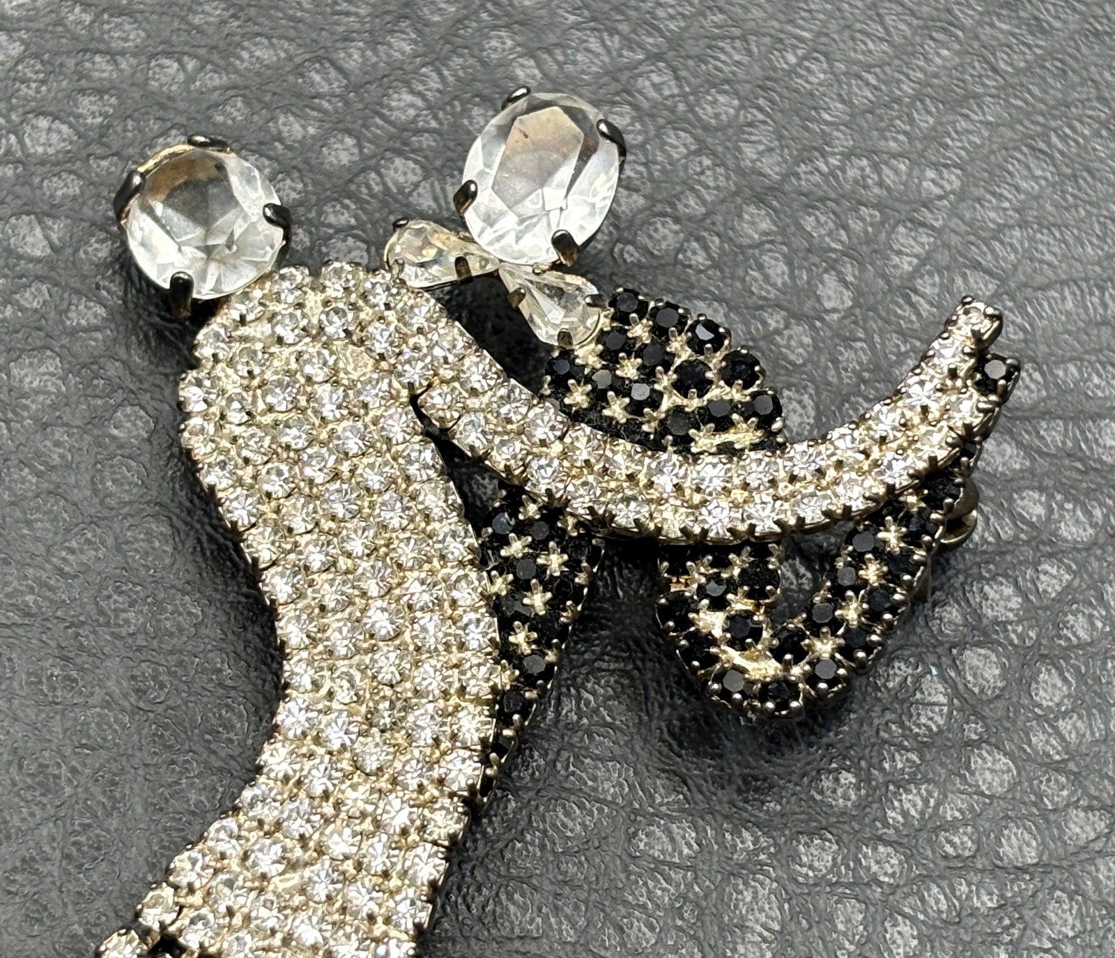 Vintage Rhinestone Dancing Couple Brooch Pin Black Clear Crystal Art Deco Style