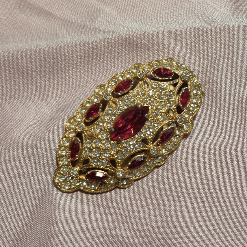 2.5 Inch Fur Dress Clip Vintage 1950 Gold Tone with Red Marquise Clear Round gem