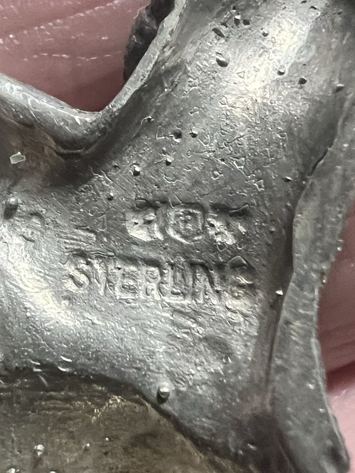 Vintage Sterling 925 Ornate Leprechaun Sitting on Toadstool Pendant 2 1/4″