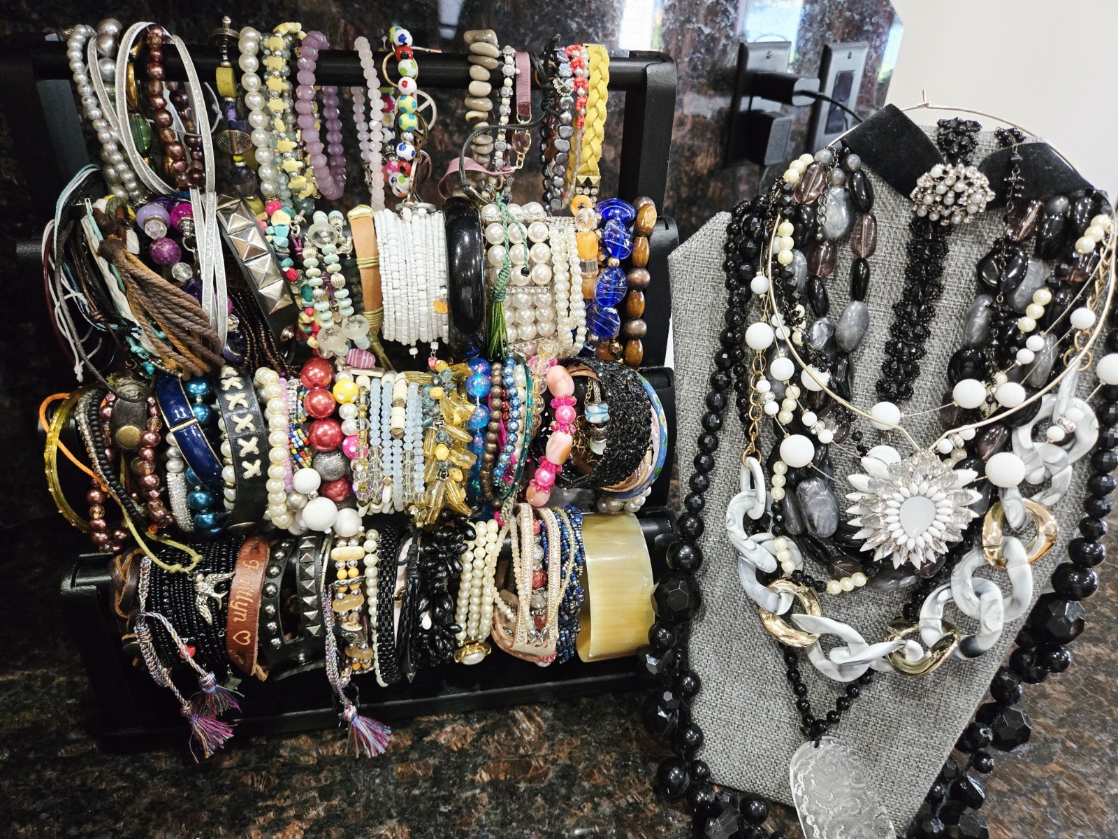 Estate Jewelry Lot 230 pc Signed Unsigned 16 Pounds Vintage to Now Jewelry Lot 4