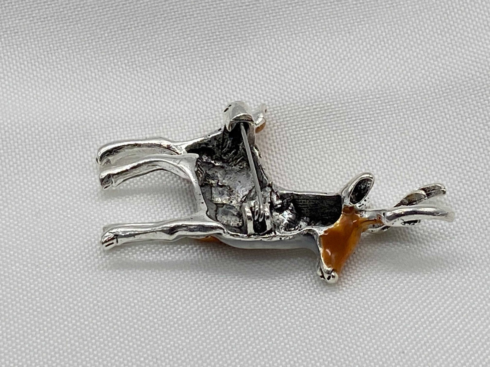 Silver Tone Brown & White Deer Fashion Pin 1″