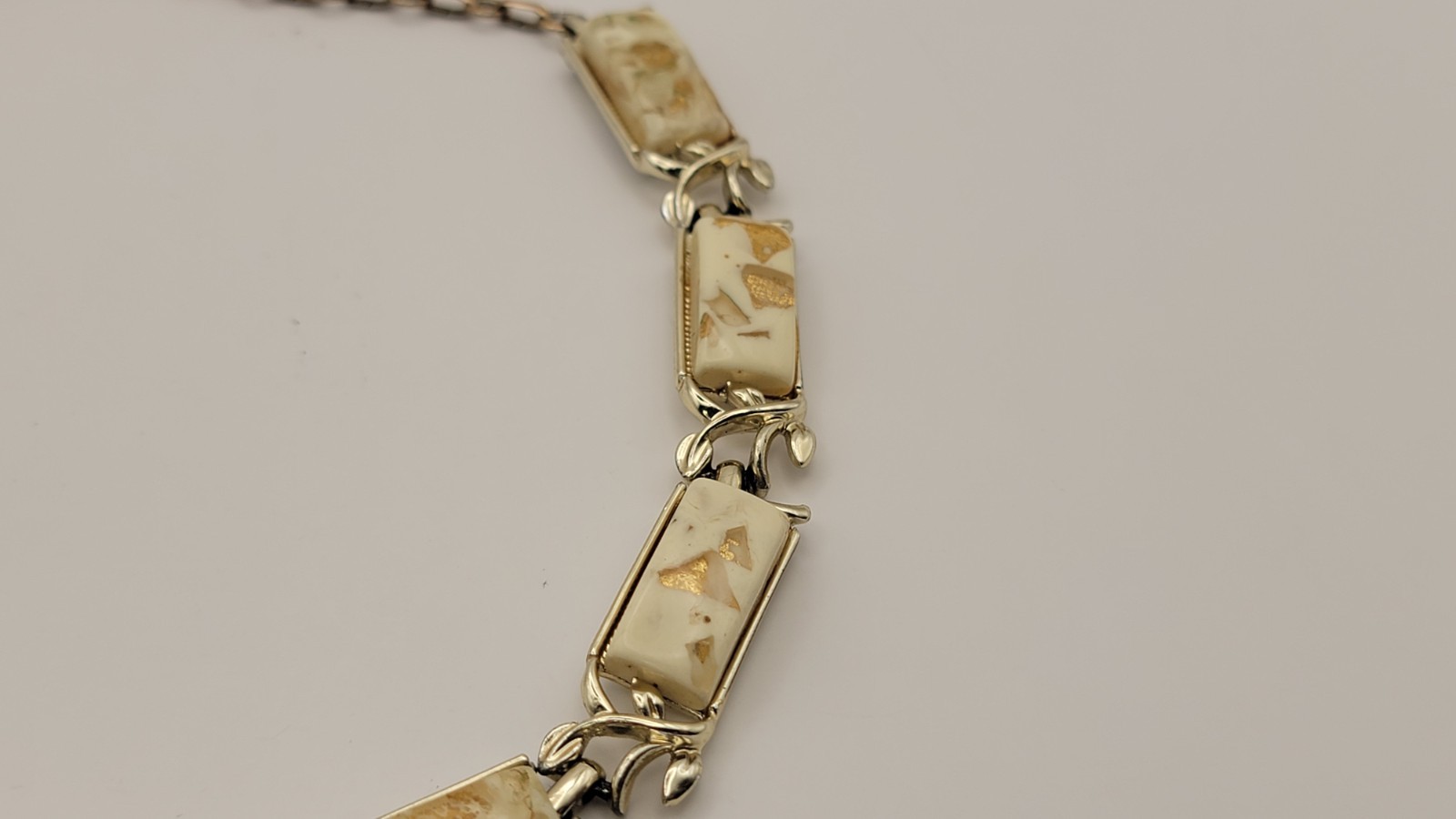 Vintage Thermoset Lucite Coro Off White Confetti Necklace Gold tone