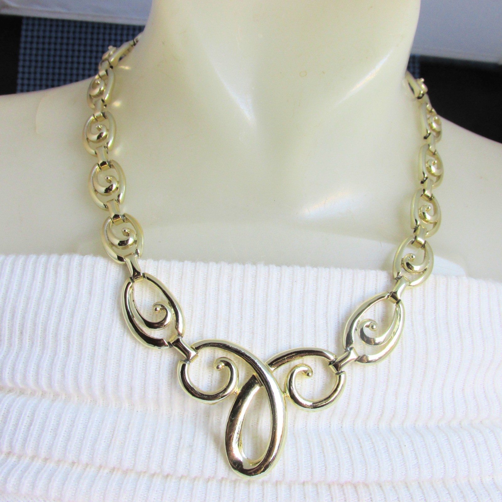 Vintage Scroll Swirls Links 19″ Necklace Gold Plate Unsigned