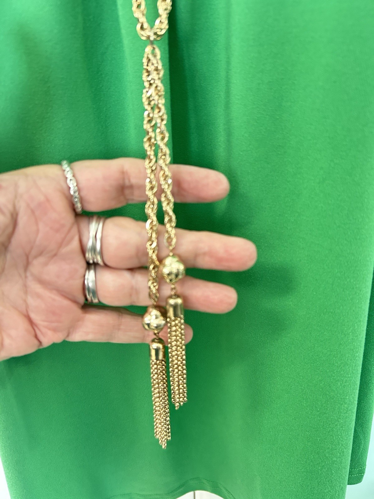 STUNNING GOLD PLATE VINTAGE THICK CHAIN NECKLACE LARIAT W/ CHAINS TASSELS ENDS