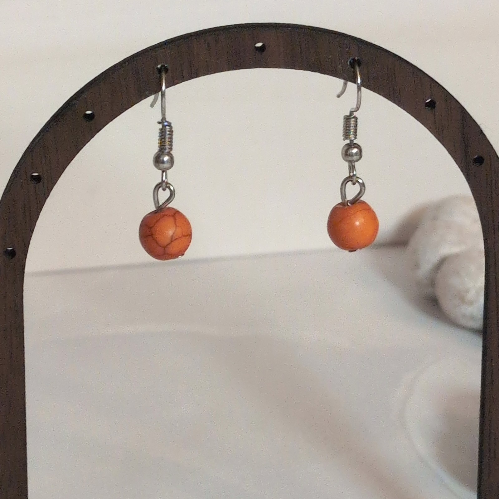 Cute & Dainty Vintage 1980s Silver-Tone Orange Crackle Beaded Pierced Earrings