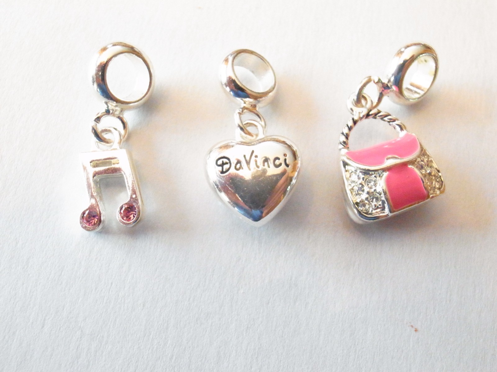 Lot of 15 Unmarked Charms & Bracelet-Heart Purse Lampwork Buildings Photo Discs