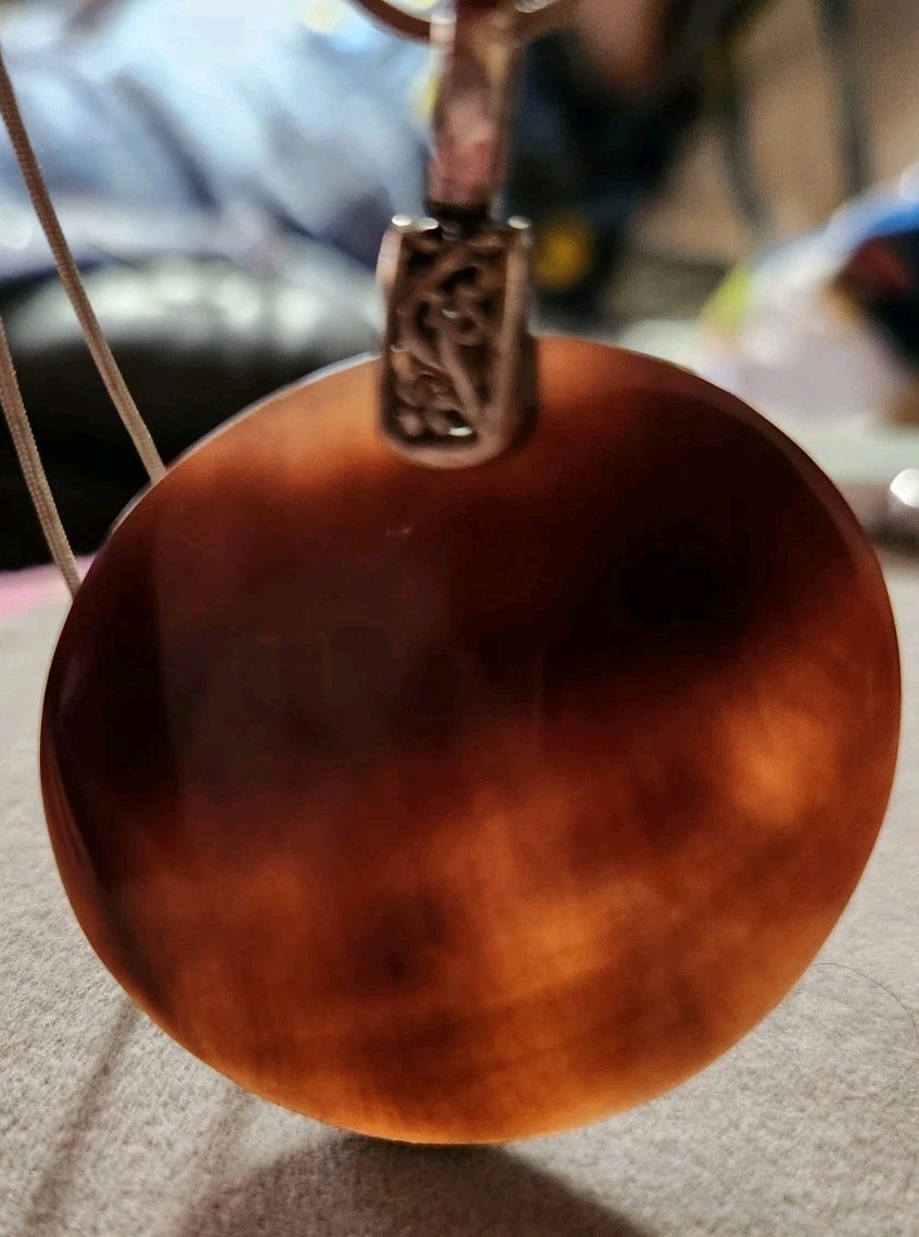 Vintage Brown Round Shell Sterling Silver Pendant Chain & Dangle Earring Set
