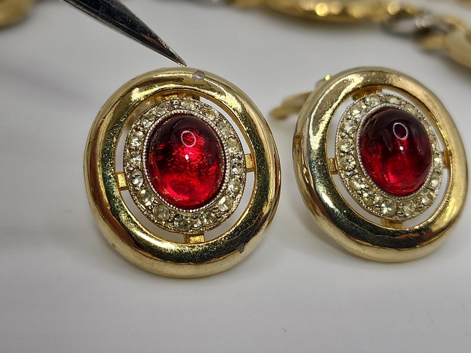 VINTAGE KENNETH LANE RARE 3 PIECE NECKLACE & EARRING SET GOLD RED CABOCHON