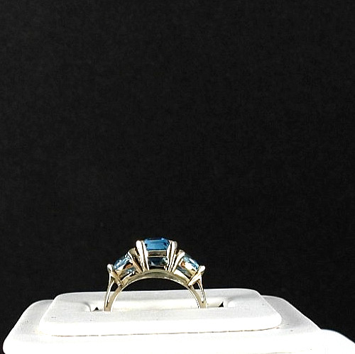 Vintage Solid 10K White Gold Ring 3 Stones Blue Topaz Gemstone Fine Jewelry