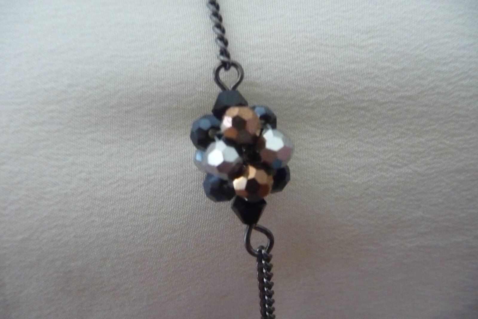 DESIGNER ?? BLACK CHAIN w BLACK GRAY COPPER TONE BEADED BEADS NECKLACE #182A