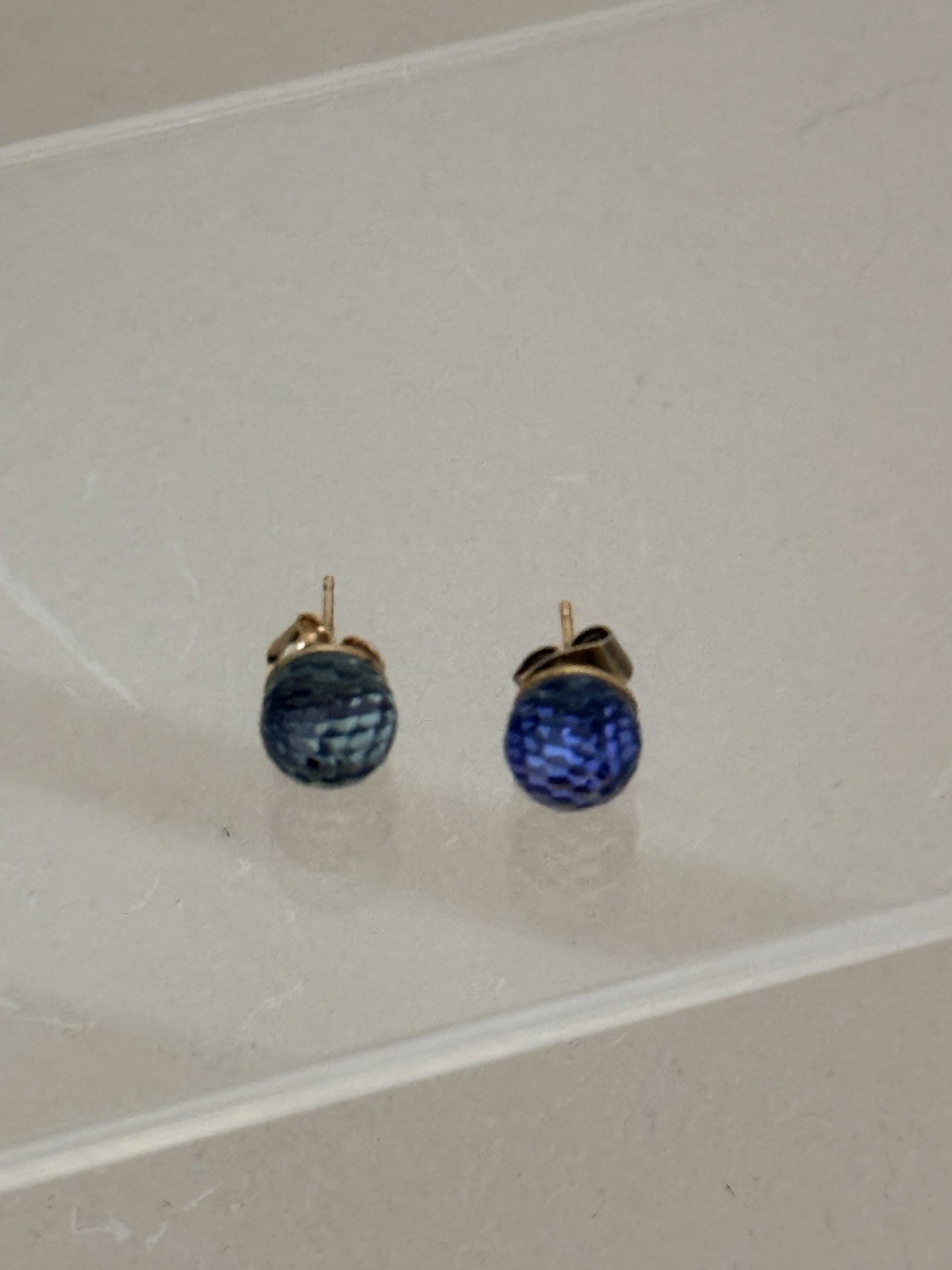 Vintage Faceted Glass Stud Earrings Blue Green Purple Shifting Color Gold Tone