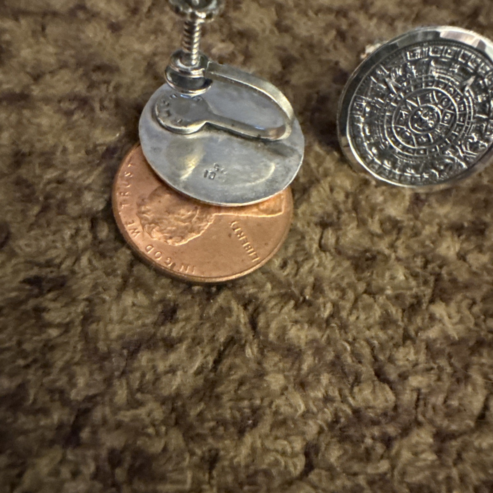 Vintage 925 Sterling Earrings Aztec Mayan Calendar Screw Back