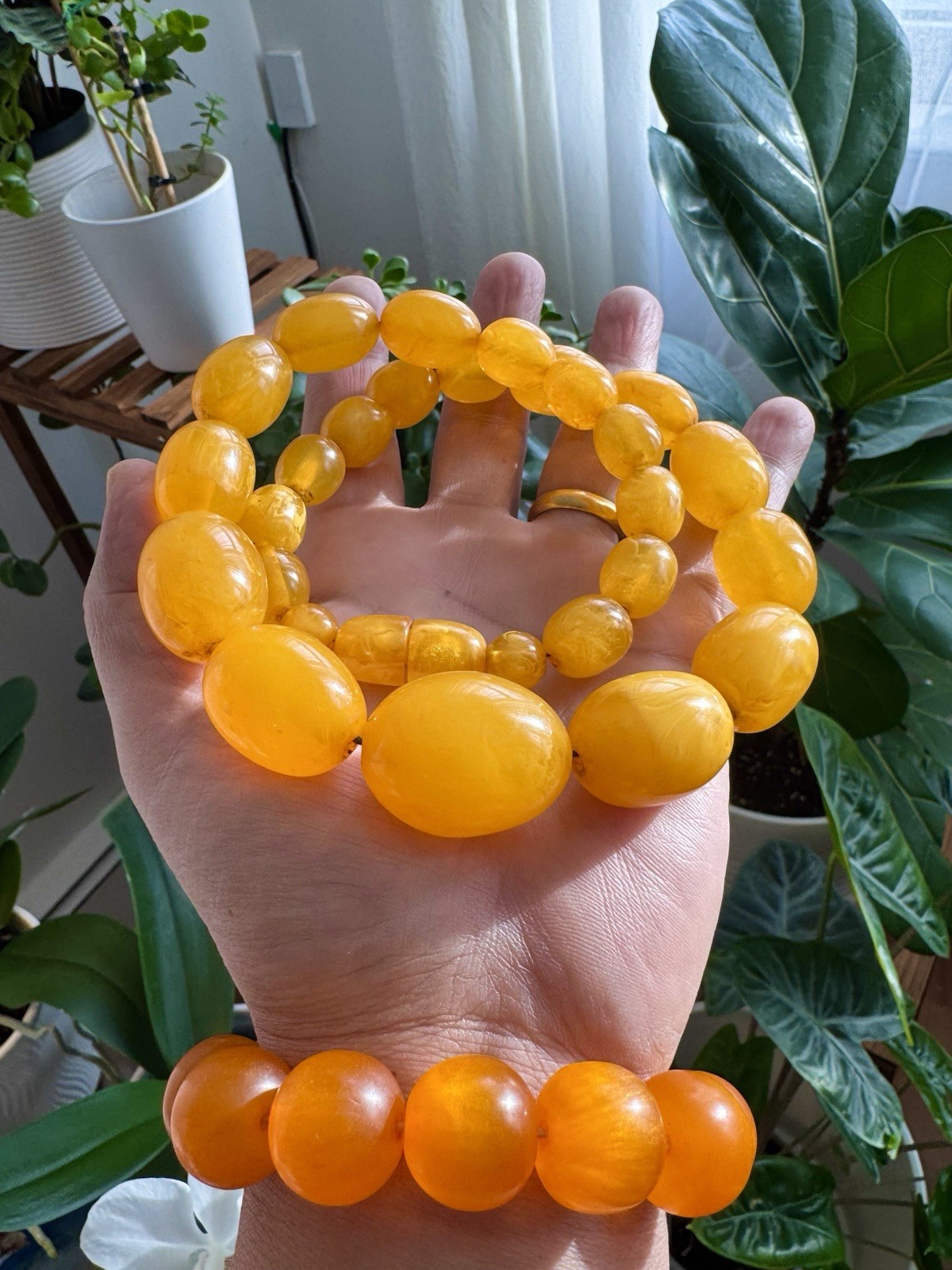 Vintage Style Oval Shape Translucent Egg Yolk Amber Resin Beads Necklace 106gr