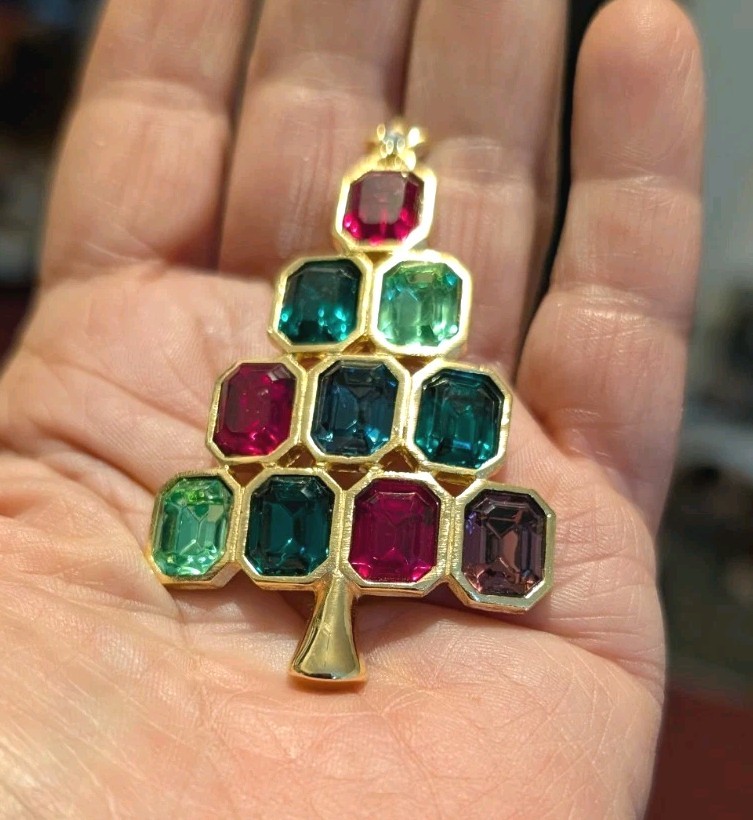 LIA mixed colors Christmas tree brooch nos