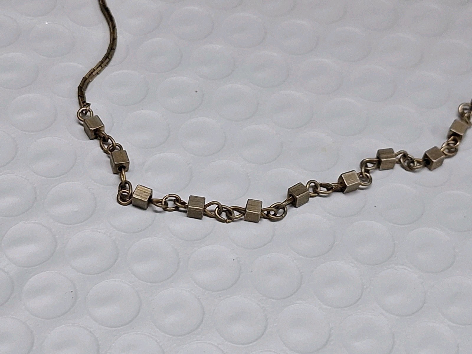 Brass Tone Metal Cubes Chain Choker 17 Inch Necklace Vintage