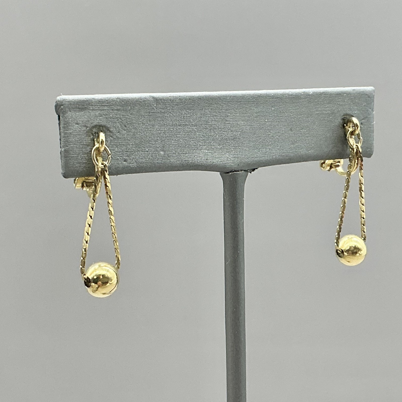 Vintage Napier Earrings Gold Tone Chain Dangle Clip On Round Ball Drop Jewelry