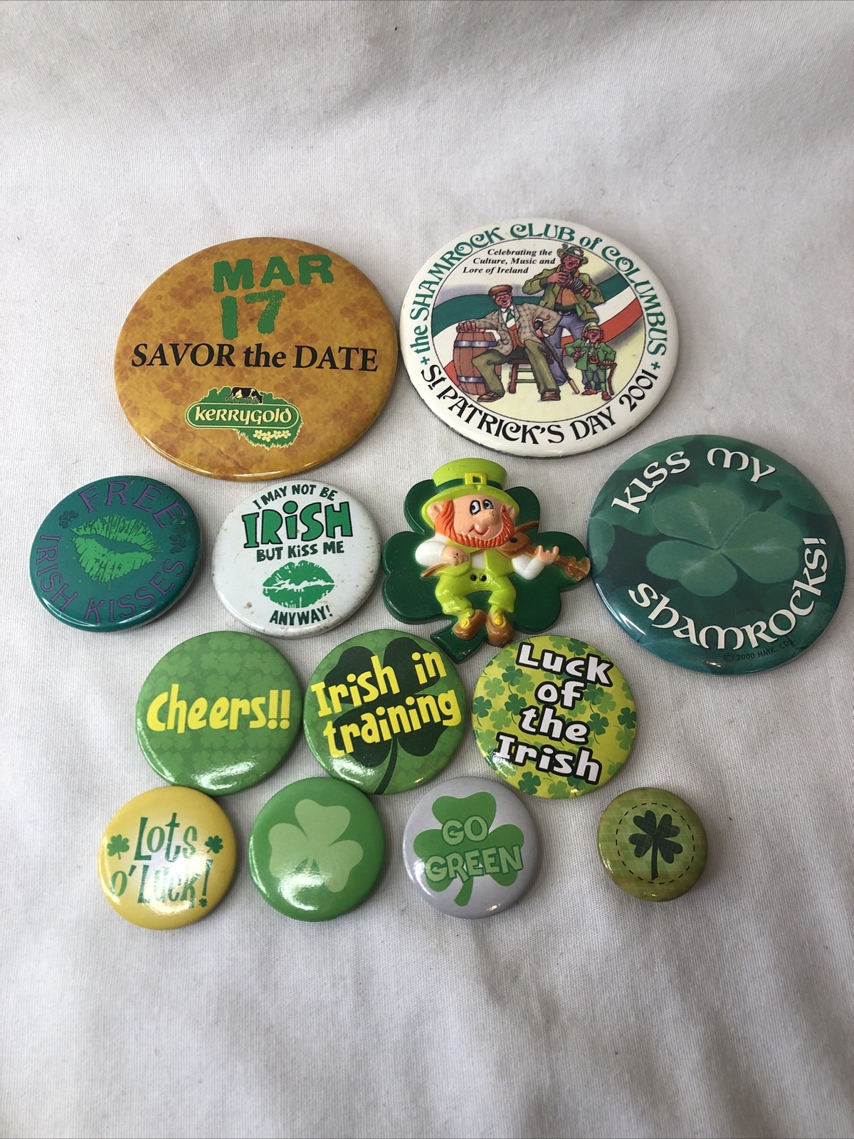 Lot of 13 St. Patrick’s Day Buttons Irish Pin Vintage Shamrock Lucky Leprechaun