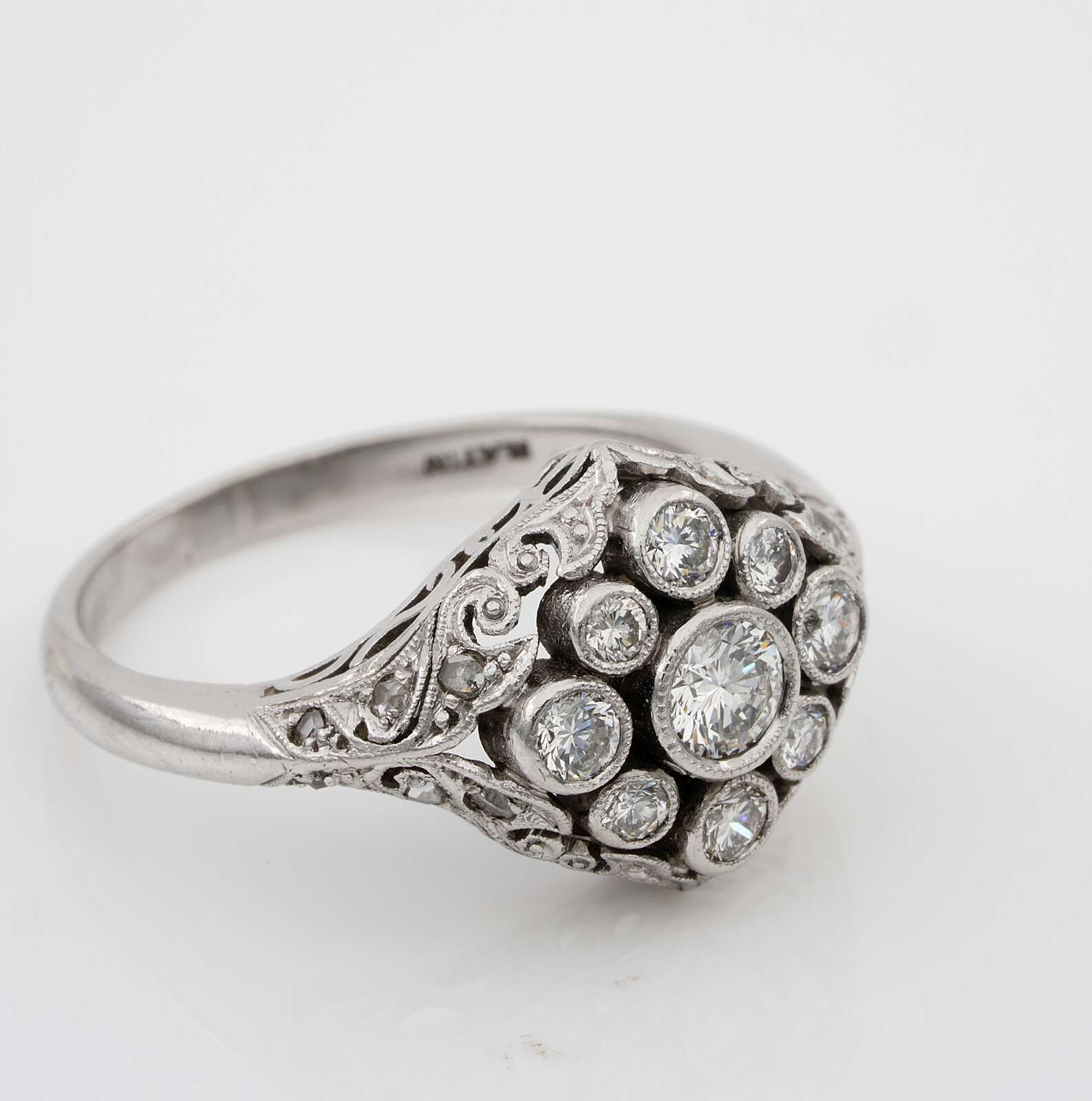 Art Nouveau .75 Ct Diamond F VVS/VS Platinum Rare Engagement ring