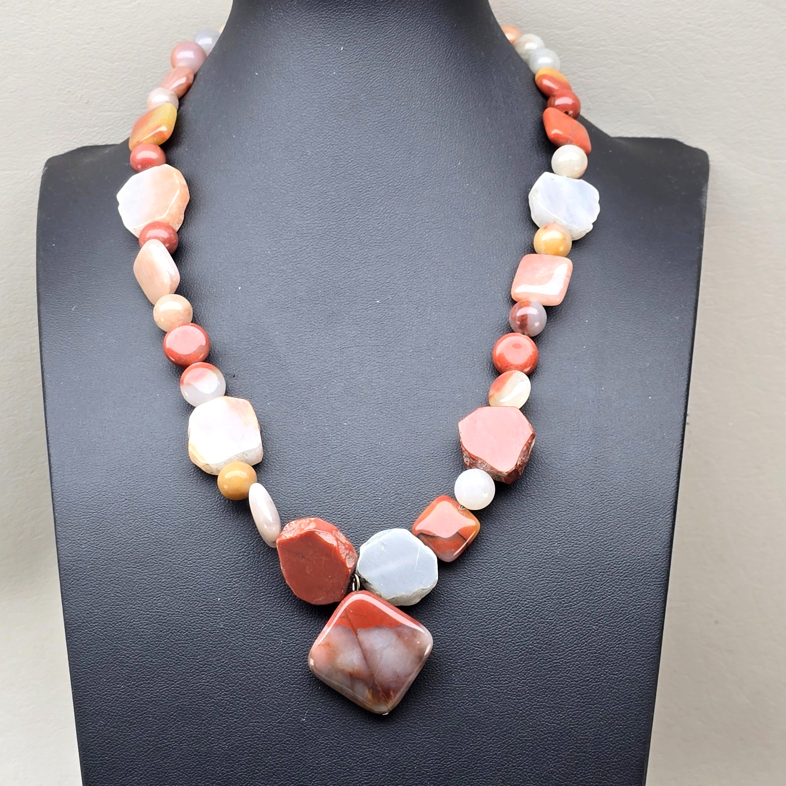 Vintage Bead Necklace Statement Stone Look Agate Style Multicolor 19 Inches