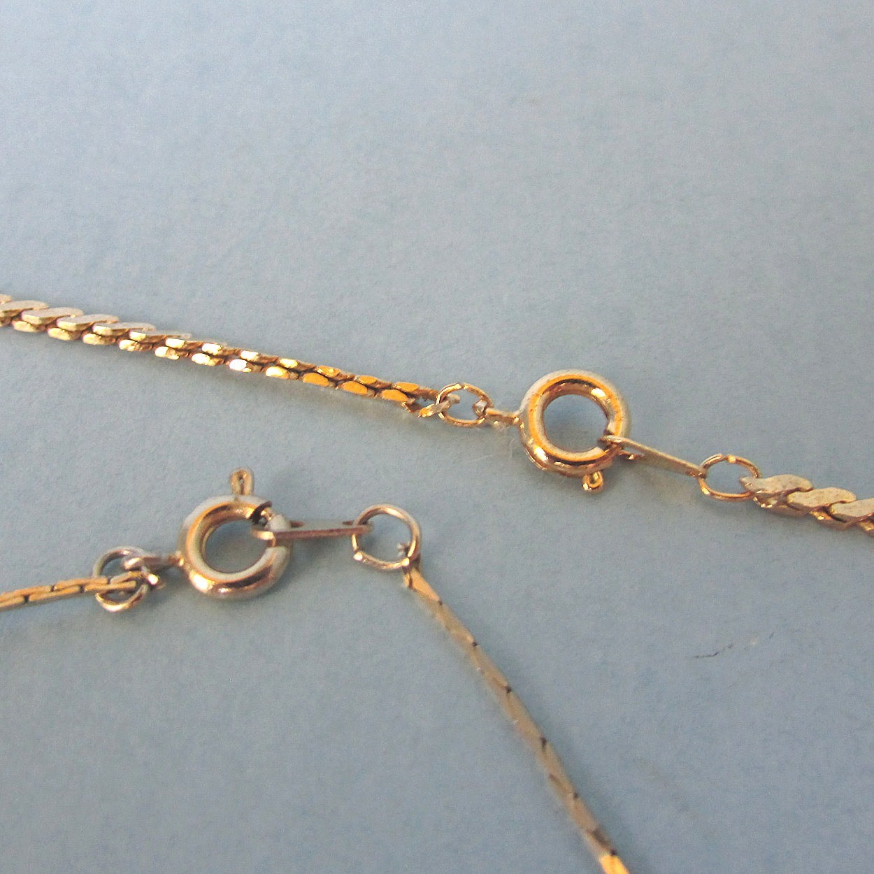 2 Gold Tone Metal Chain NECKLACE Jewelry Vintage 28″ & 18″