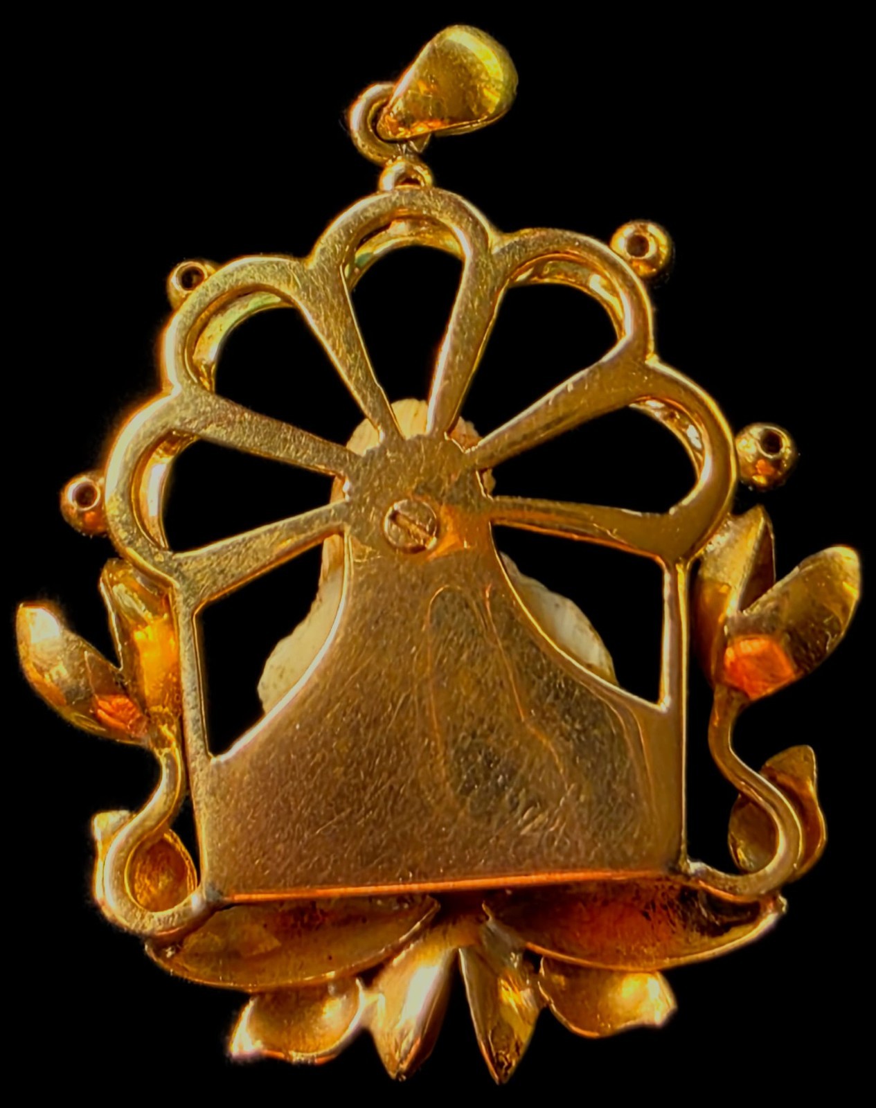 Fine Antique 18K 18CT Art Deco Gold Religious European Virgen Mary Pendant