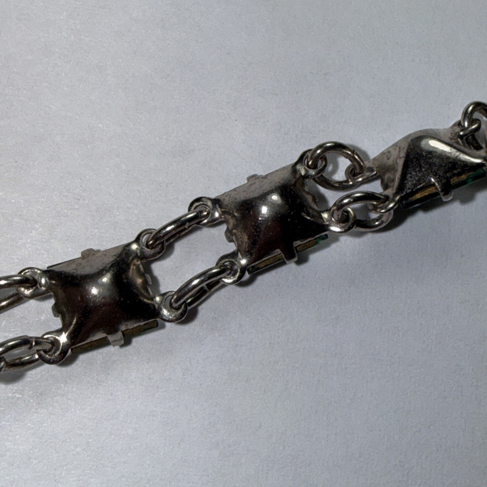 Bracelet Art Deco Paste Gwen Emerald Glass Sterling Silver Square Stone Antique