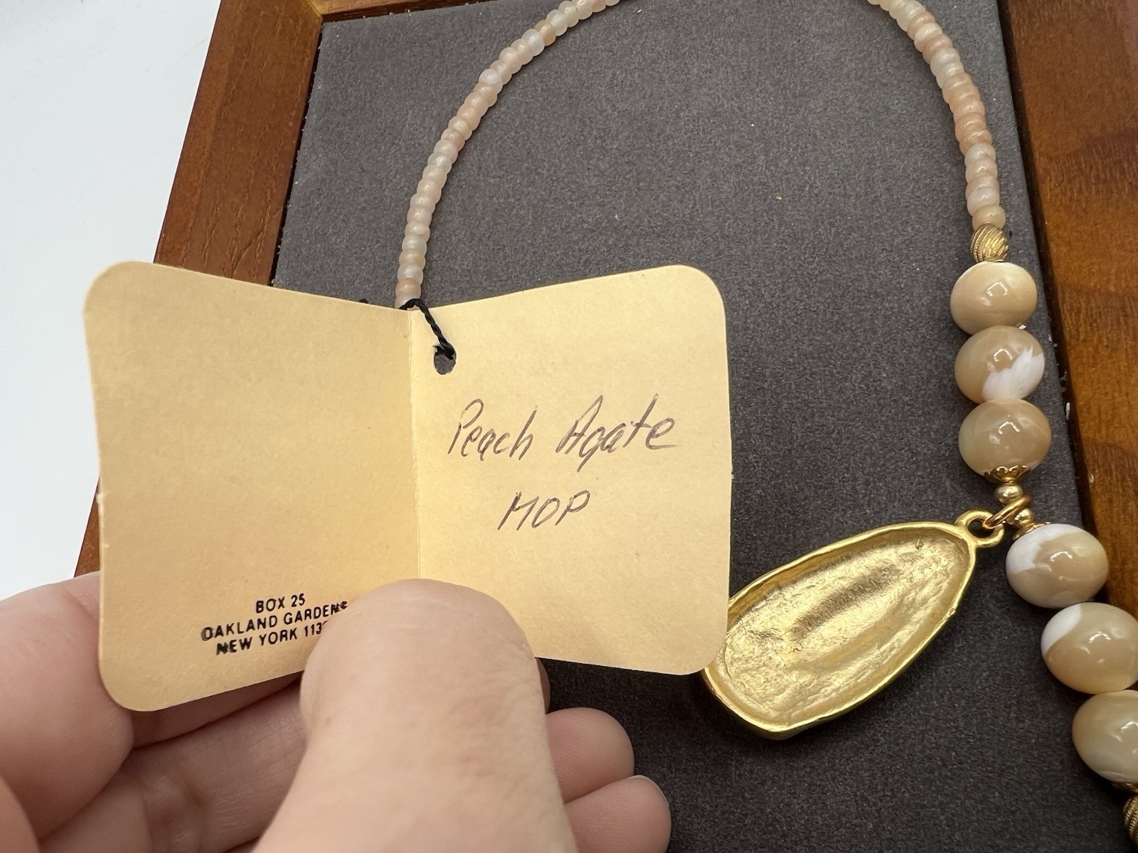 Vintage NOS Egyptian Gold MOP Peach Agate Gemstone Necklace Saks $125 RO-DO AC