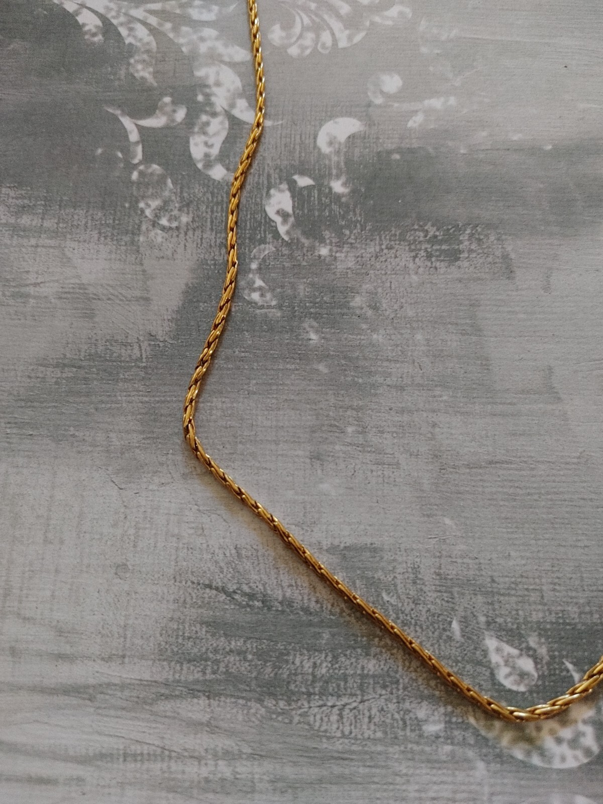 Vintage Necklace Chain gold plate metal marked 24kgl 2mm Byzantine 17 3/4″
