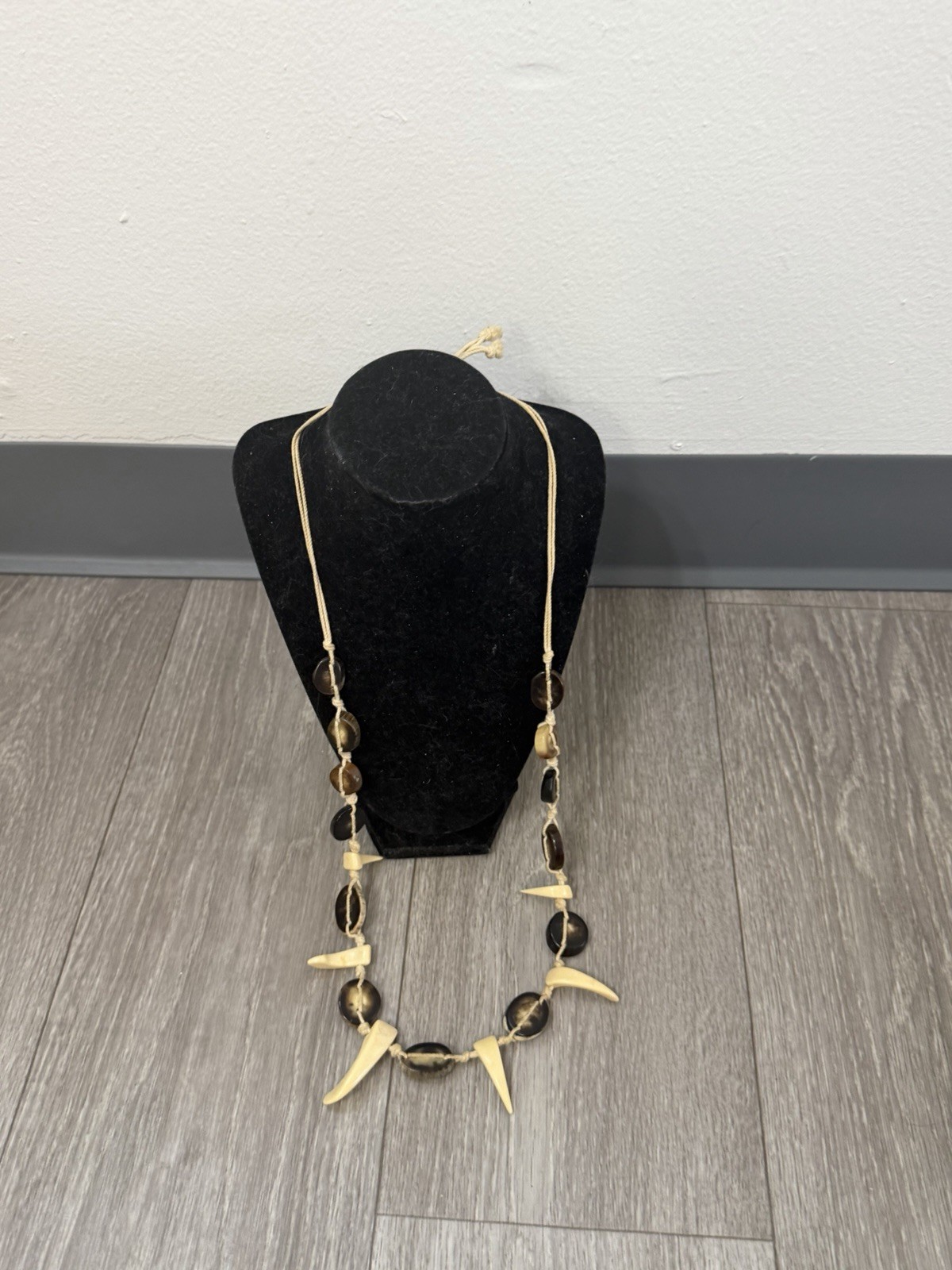 Vintage Handmade Knotted Carved Shell Boho Tribal Necklace