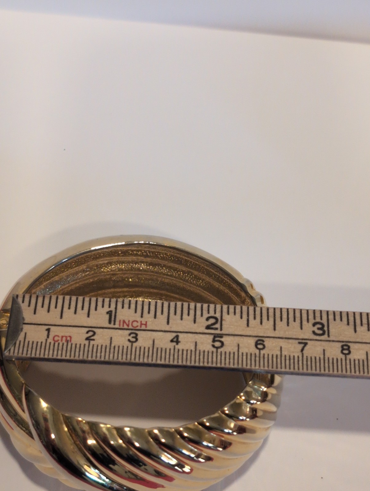 Lot Of Vintage Cuff, Hindge, Enamel, Plastic ,Chuncky Bracelets