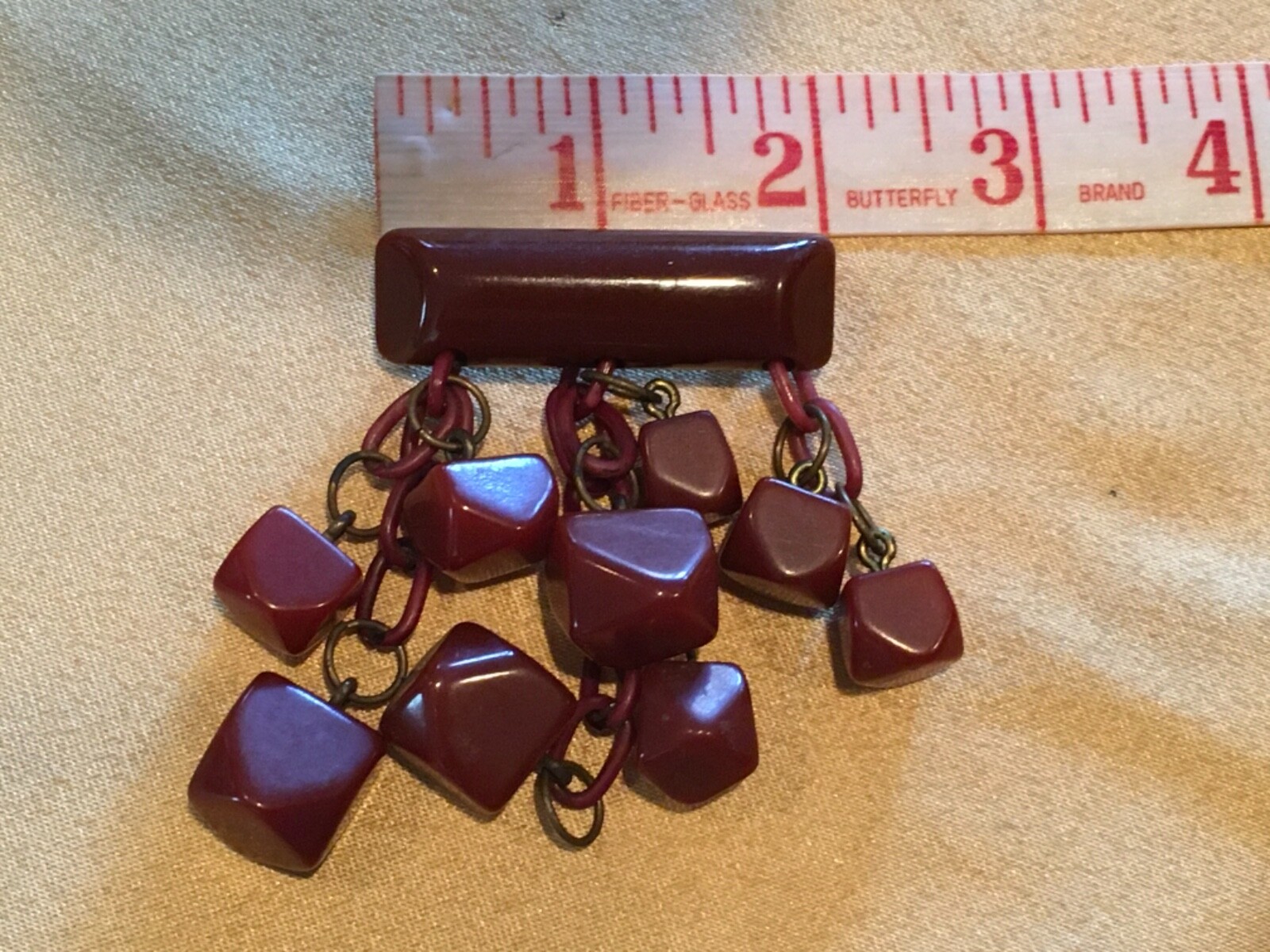 Vintage Redish Brown Dangle BAKELITE Bar Brooch / Pin