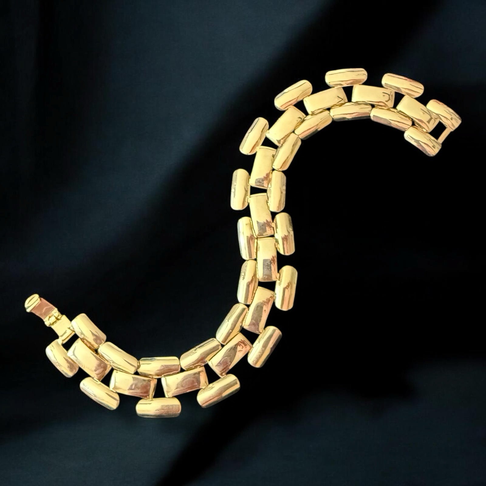Gold Tone Bracelet Chunky Mid Century Vintage Articulated Link