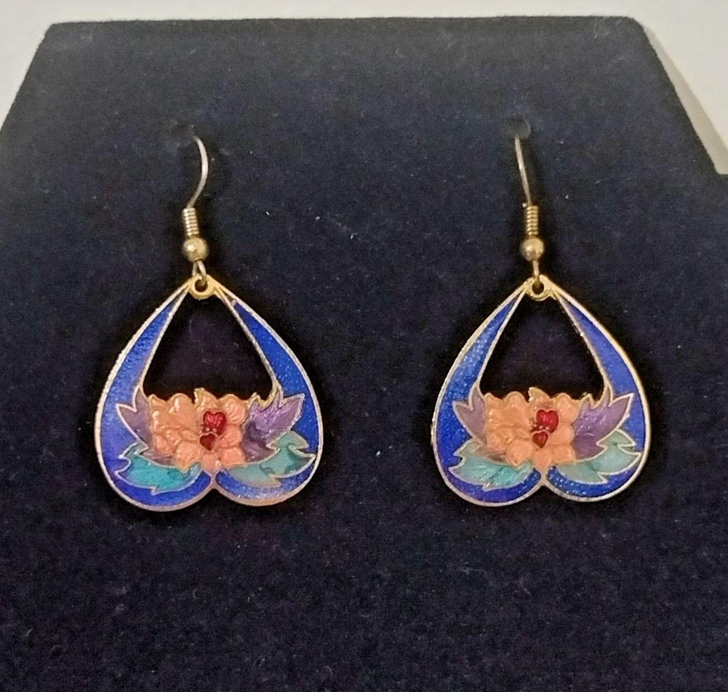Vintage Cloisonne Blue Pierced Earrings Peach-Colored Flowers 2 Small Red Hearts