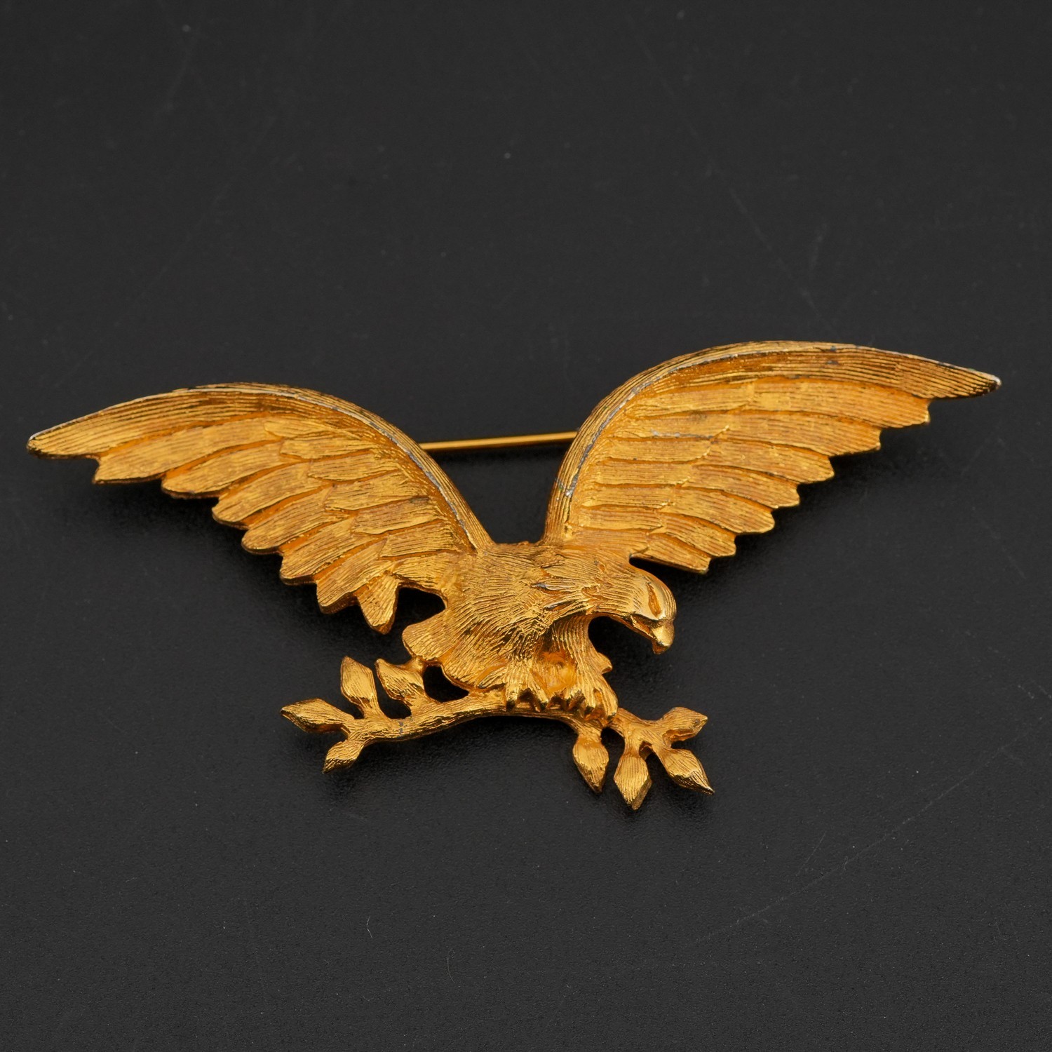 Vintage Americana Spread Wing Eagle Brooch Gold Tone Vans Authentics 3.3in