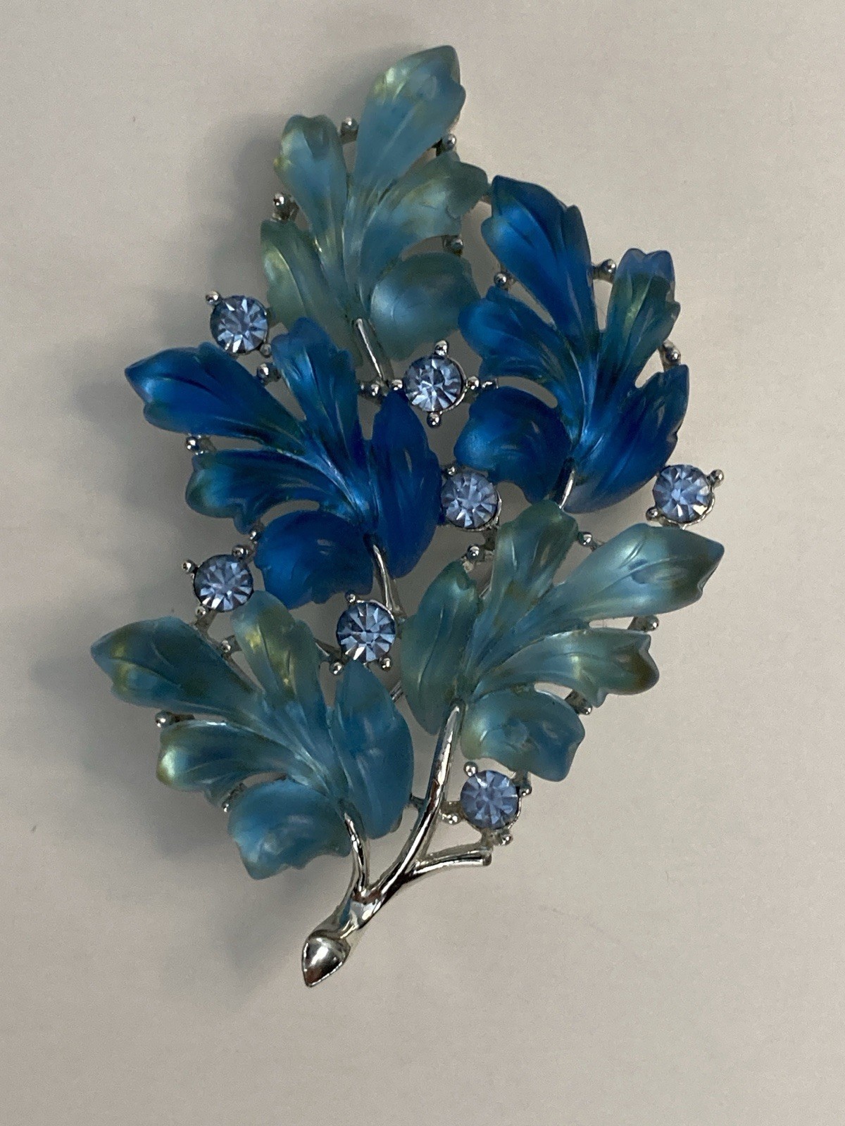 Vintage LISNER Blue Molded Jelly Lucite Leaves Brooch