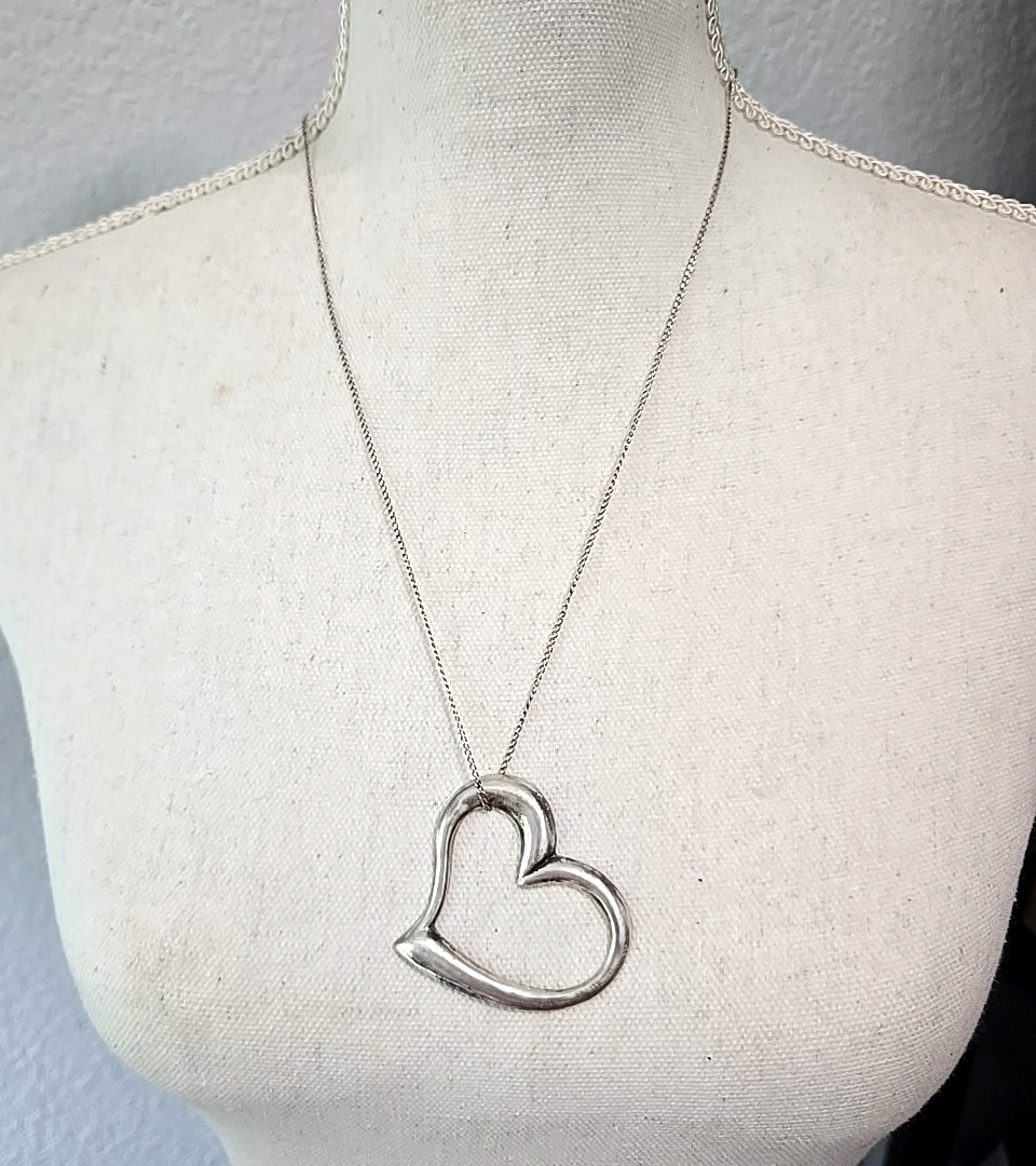 Vintage Sterling Silver 925 Puff Heart Pendant 2″ W Chain Necklace 24″ L