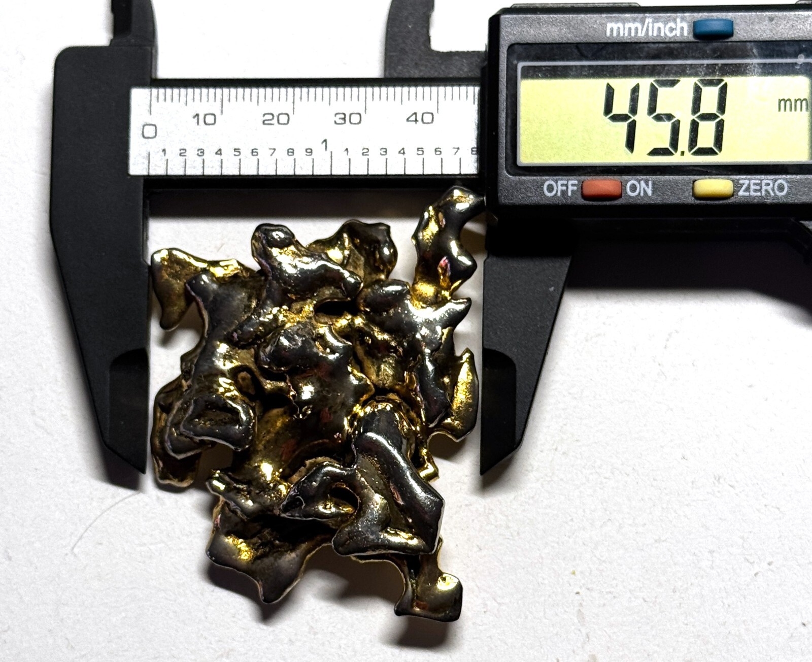 VINTAGE BRUTALIST ASYMMETRICAL BROOCH | 39 GRAMS