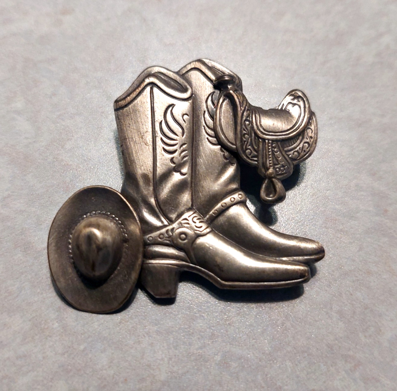 Vintage Pin Brooch Western Cowboy Hat Boots Saddle Silver Tone Jewelry hat pin
