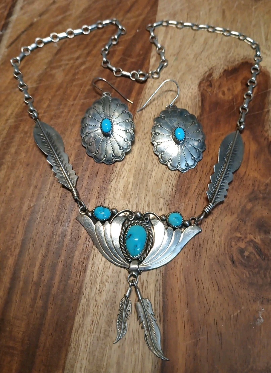 VINTAGE TURQUOISE NAVAJO STERLING SILVER FEATHER NECKLACE & EARRINGS