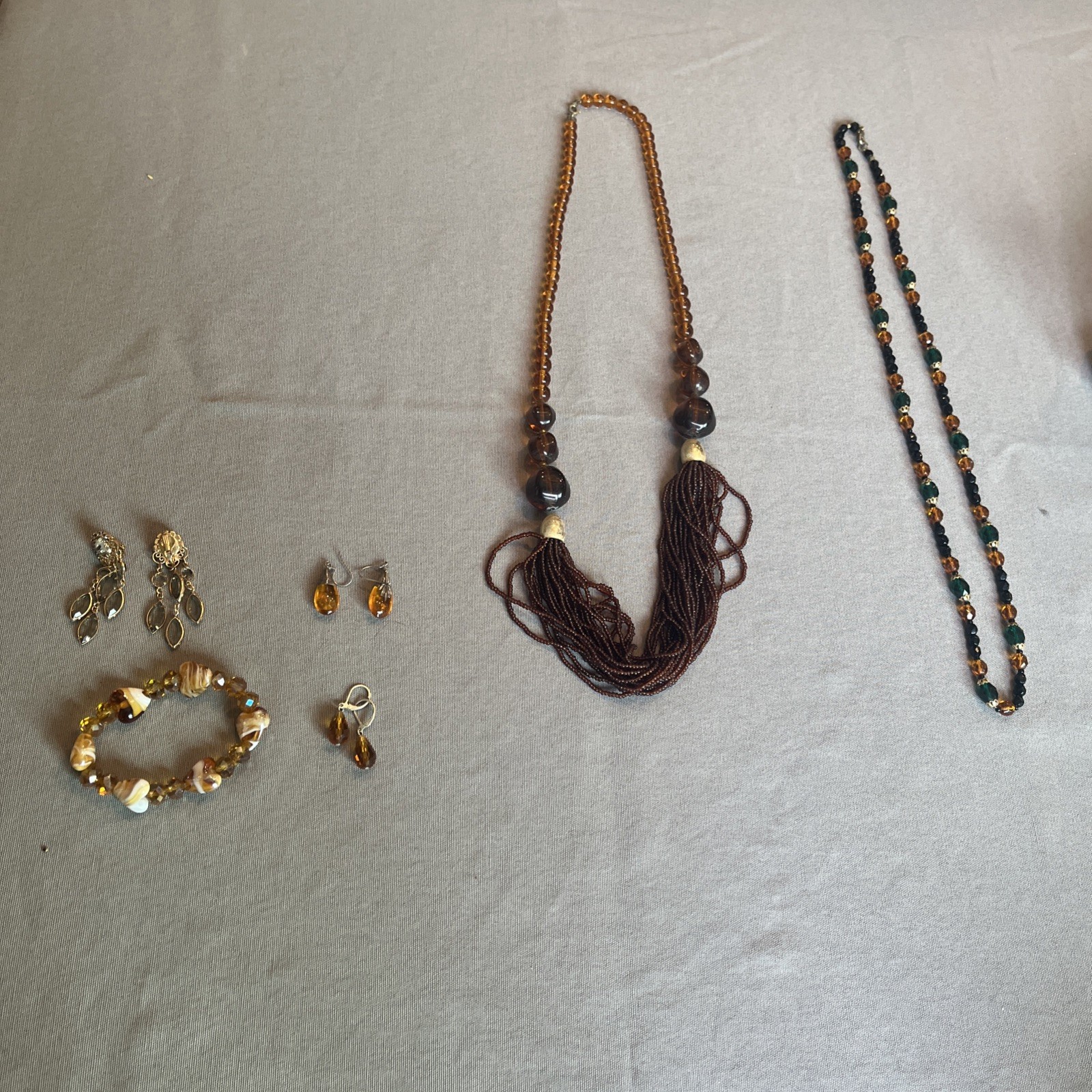 Vintage Costume Jewelry Beaded Necklace Brown