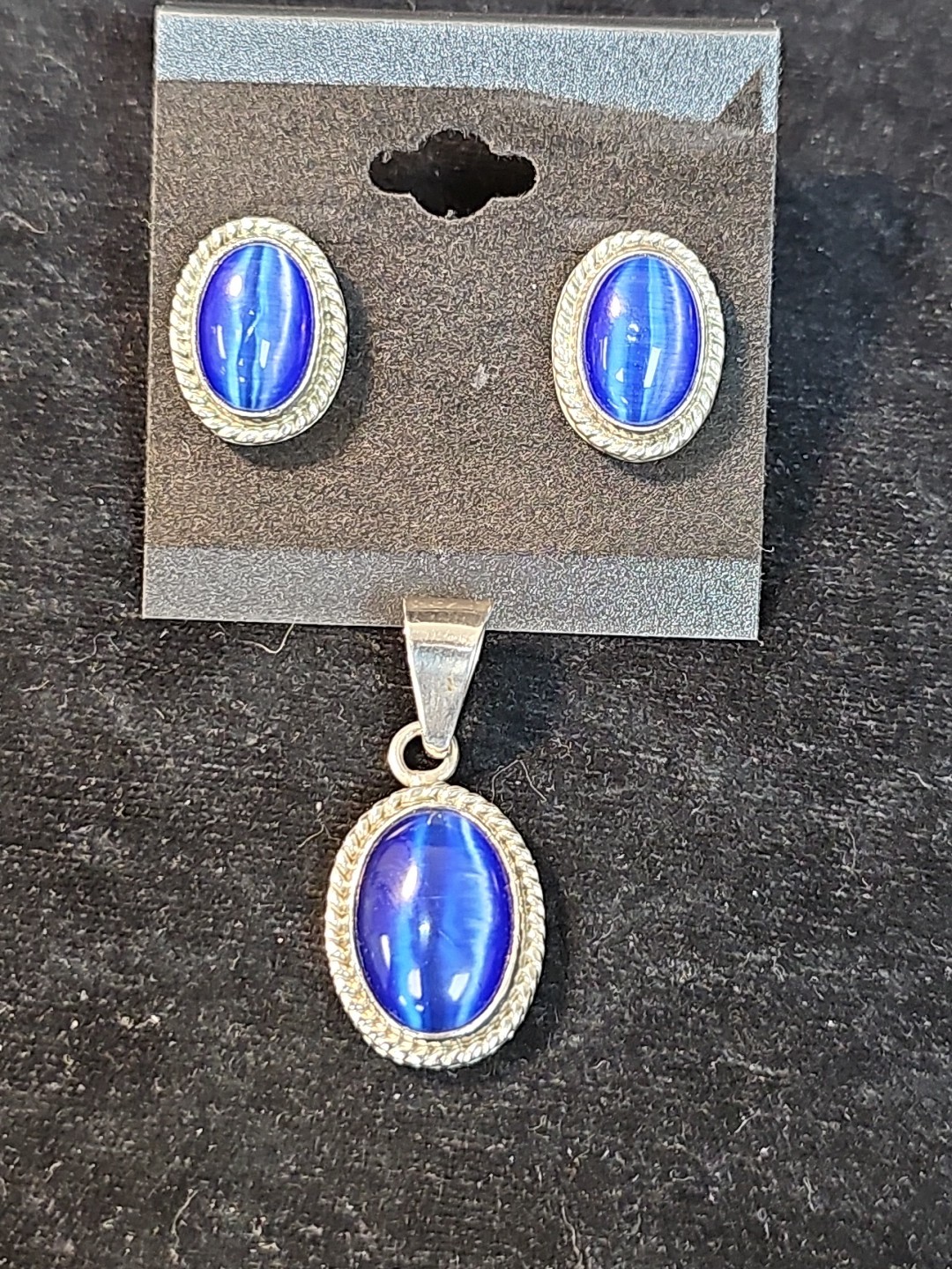 Vintage 925 Sterling Silver Mexico ATI Blue Cat’s Eye Stone Pendant & Earrings