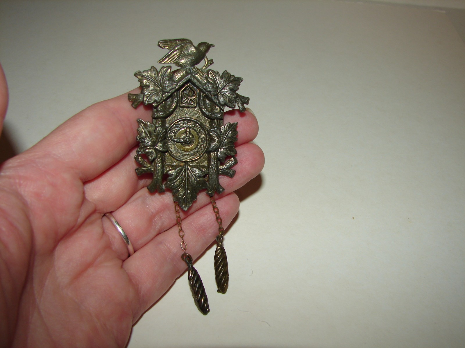 Vintage New England Glass Works Articulated Cuckoo Clock Brooch READ