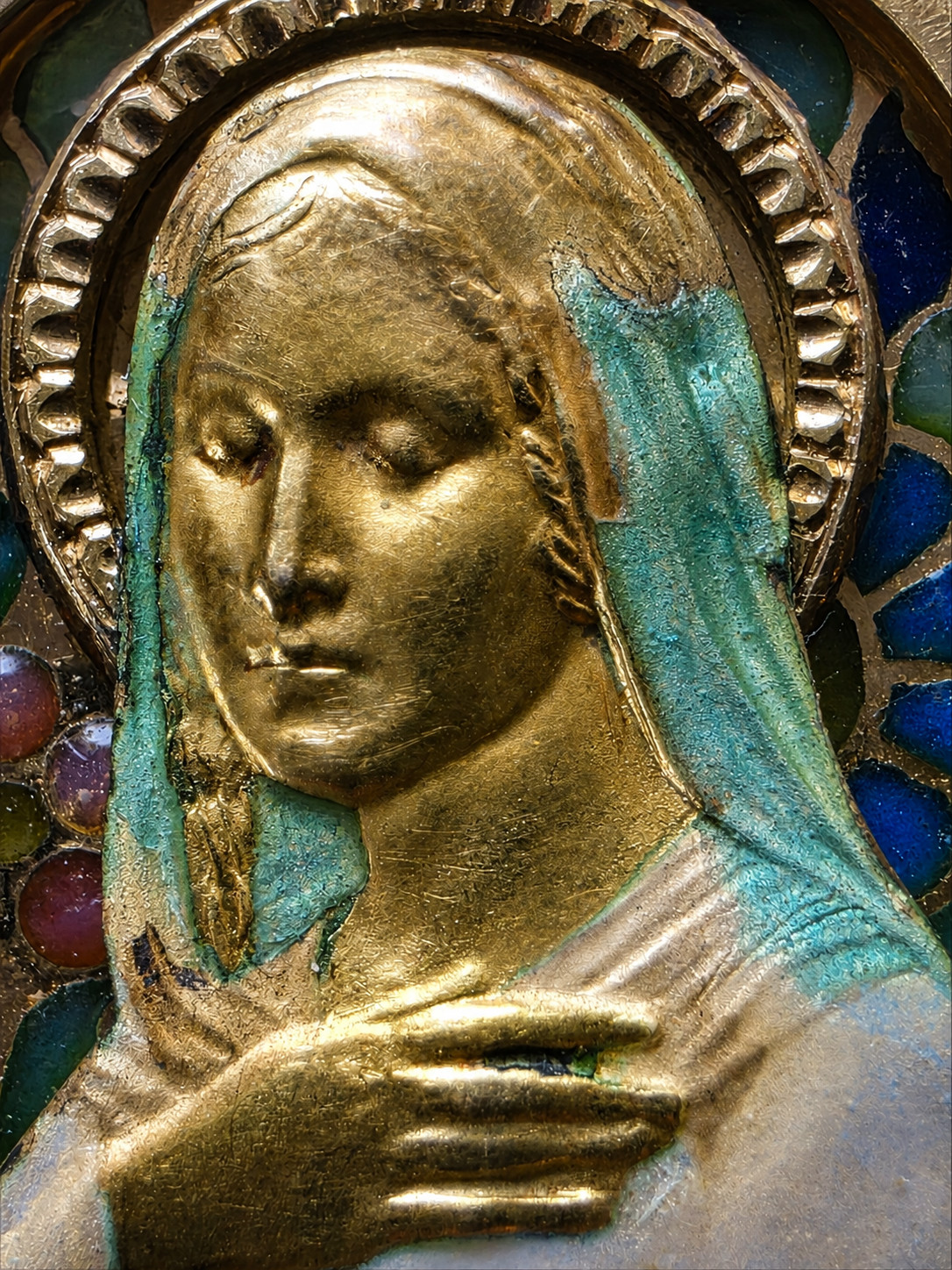 Rare 1930s Art Deco Virgin Mary Pendant 18K Gold & Plique-à-Jour Enamel